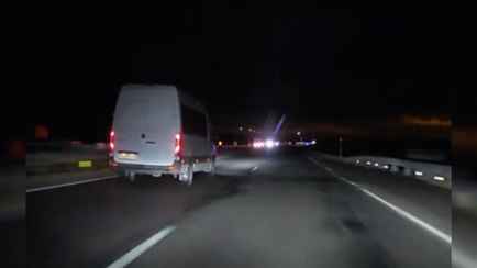 «Как правую полосу приведут в порядок… » — Видео с очередным «леворядником» вызвало споры у белорусов. А что говорят ПДД?