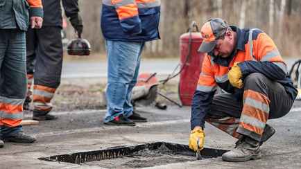На одном из КПП на границе с Литвой начали ремонт. Где и на сколько изменили маршрут движения?