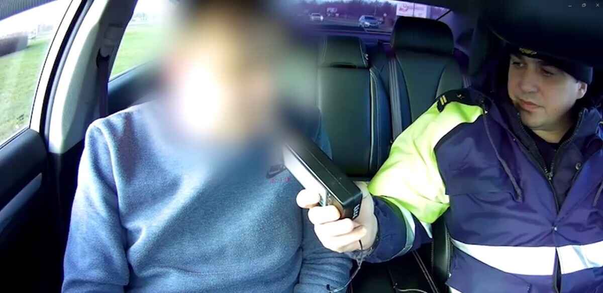 Скриншот видео МВД