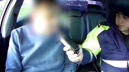 «Невзирая на возмущение пассажиров» — В Гродно ГАИ сняла с рейса пьяного водителя маршрутки