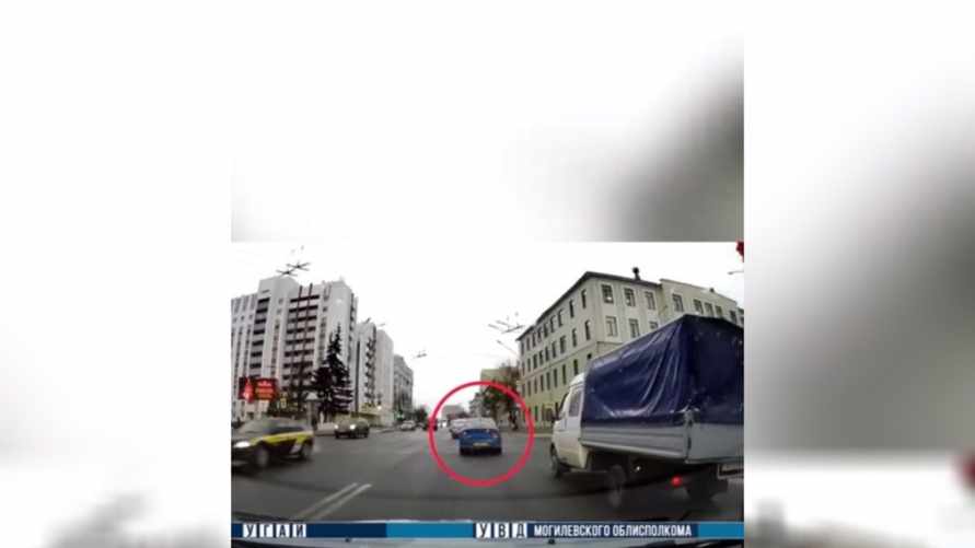 В ГАИ показали, как скрытая камера помогла "привлечь" 61-летнего таксиста. Всем белорусам приготовиться?