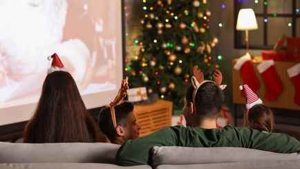 Ёлка, я тебя знаю! Только заядлые киноманы угадают все новогодние фильмы по одному стоп-кадру