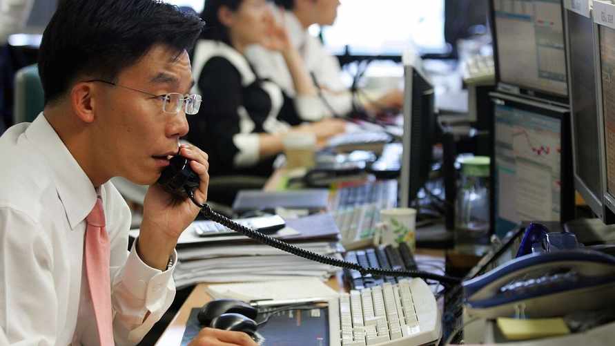 В Китае появились офисы для тех, кто "стесняется быть безработным". В чём суть?