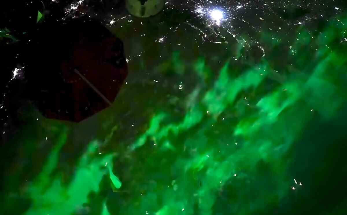 "Чистая магия"  — Астронавт НАСА показал на видео, как выглядит полярное сияние из космоса