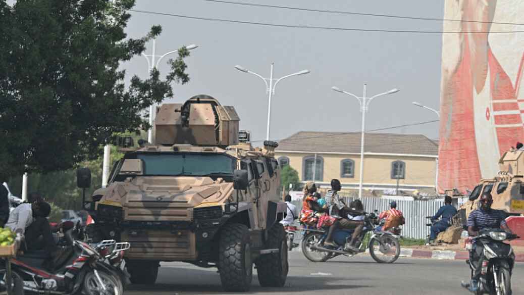 В Чаде вооружённые боевики напали на президентский дворец. Для отражения атаки привлекли танки