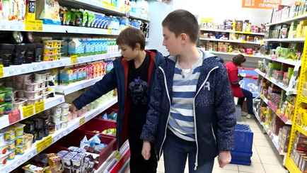 КГК поручил белорусским школьникам «промониторить» цены в магазинах. Зачем?