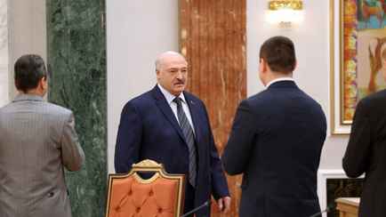 Лукашенко рассказал, на что готов тратить «последние деньги», но не «огулом и чохом»