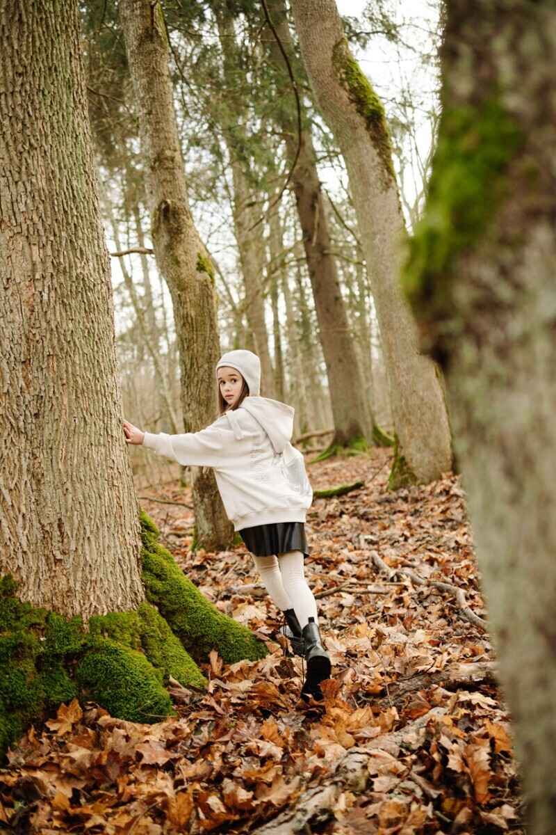 «Сумерки» по-белорусски» - В Сети оценили новую коллекцию Mark Formelle, вдохновленную Беловежской пущей