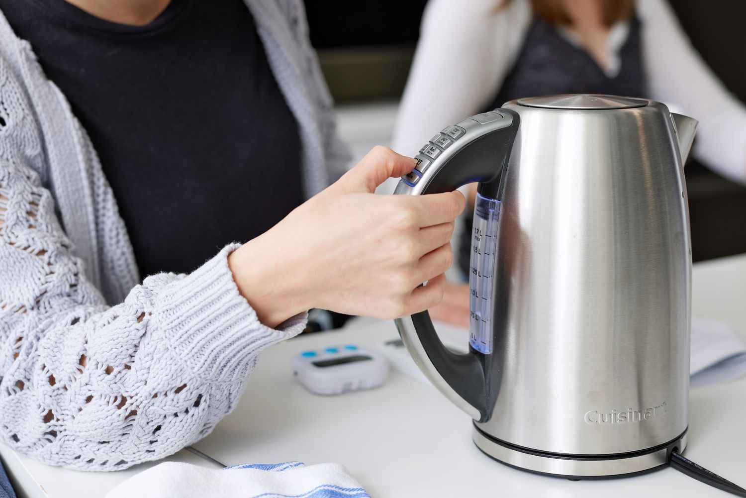 Как снизить электропотребление чайников на 10-20%? Вот что нужно делать регулярно всем белорусам