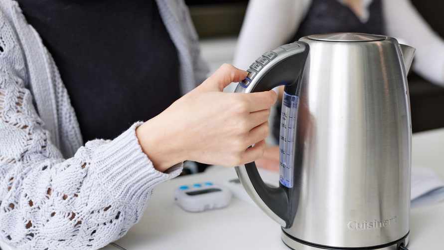 Как снизить электропотребление чайников на 10-20%? Вот что нужно делать регулярно всем белорусам