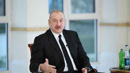 «Мы хотим мира» — Алиев пригрозил уничтожить «фашистские» власти Армении