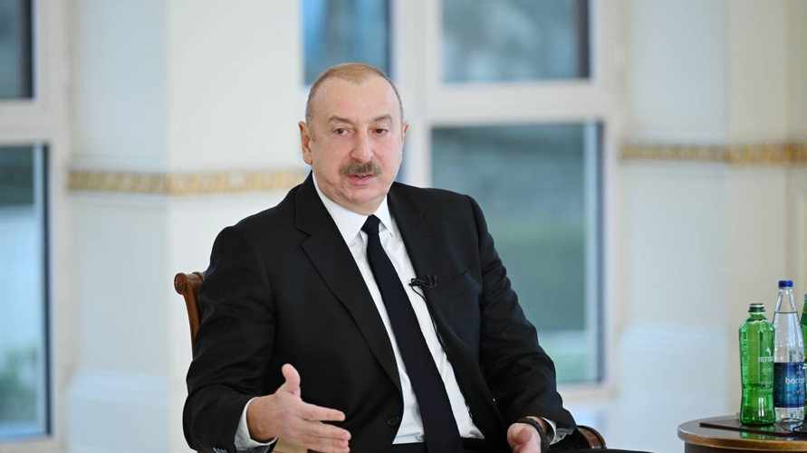 «Мы хотим мира» — Алиев пригрозил уничтожить «фашистские» власти Армении