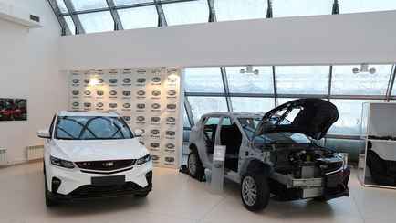 Лукашенко разрешил госструктурам покупать не только автомобили «БЕЛДЖИ»