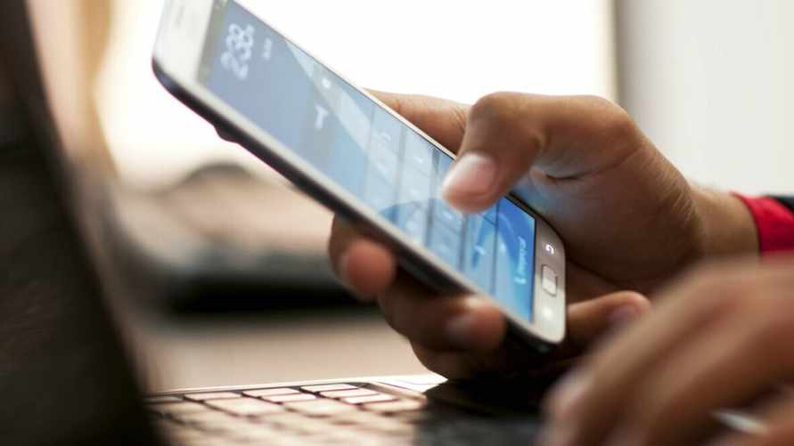 МАРТ предложил белорусам пожаловаться на качество связи