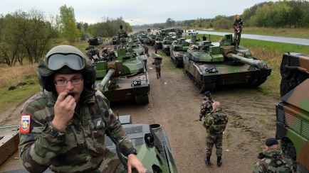 Совет ЕС одобрил приглашение Швейцарии в программу «военного Шенгена»