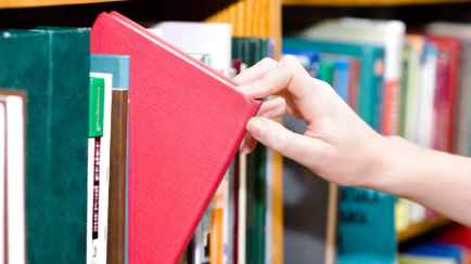 Мининформ запретил распространять в Беларуси ещё 30 книг