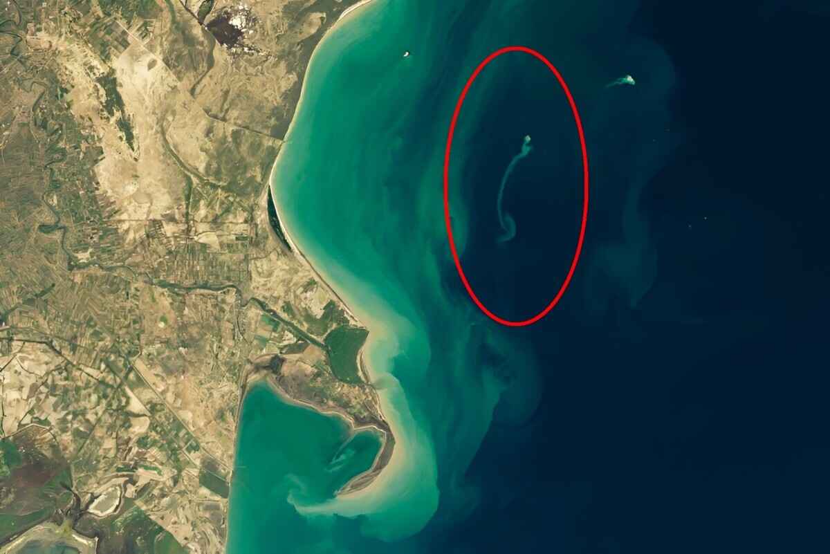 NASA показало снимки таинственного "острова-призрака", который сперва появился, а потом исчез