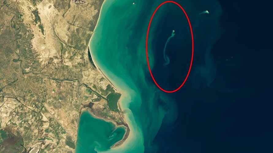 NASA показало снимки таинственного "острова-призрака", который сперва появился, а потом исчез