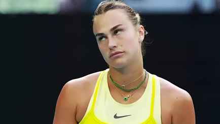 Соболенко показала неприличный жест во время 1/4 Australian Open. Кому был адресован?