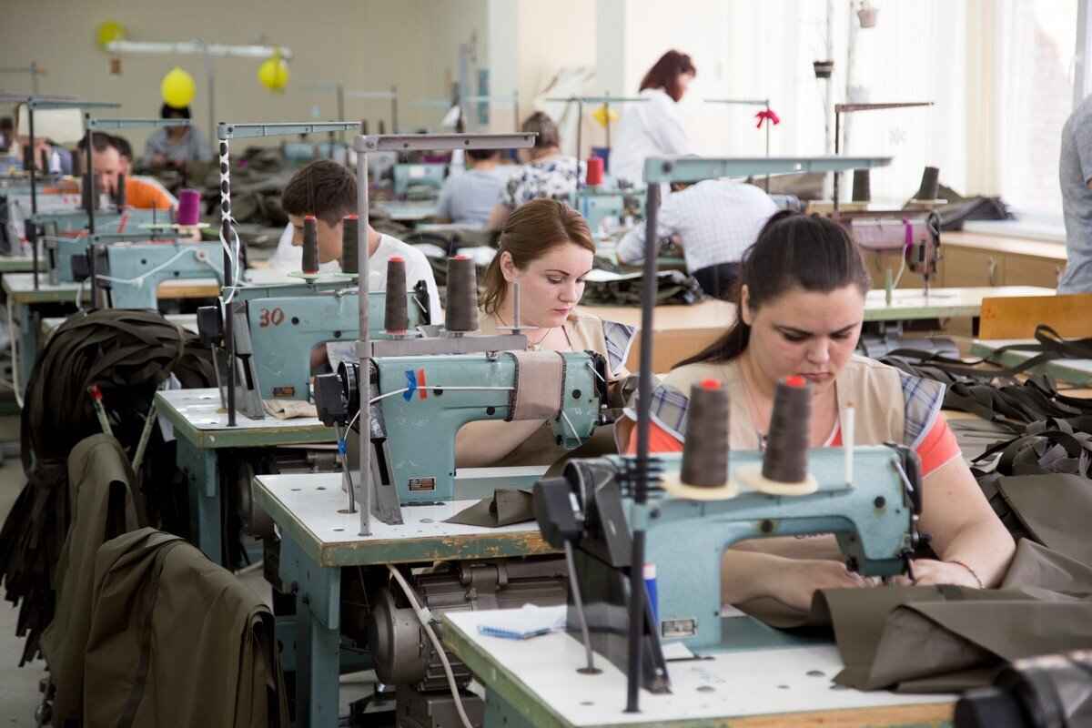 В Жлобине решили выпускать "инновационные" бейсболки