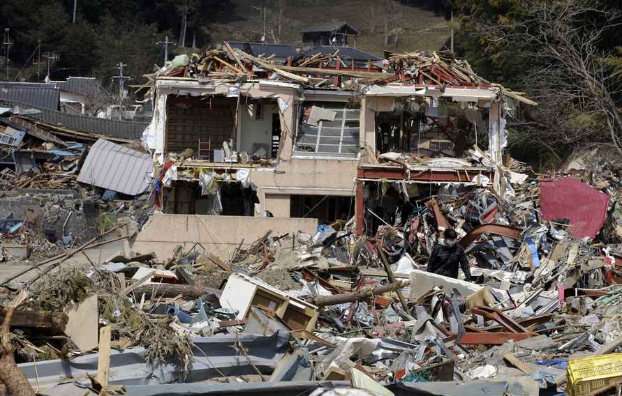 В Китае произошло землетрясение магнитудой 7,1 — погибло почти 100 человек