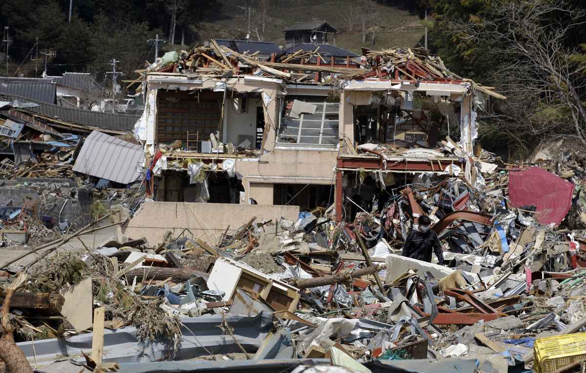 В Китае произошло землетрясение магнитудой 7,1 — погибло почти 100 человек