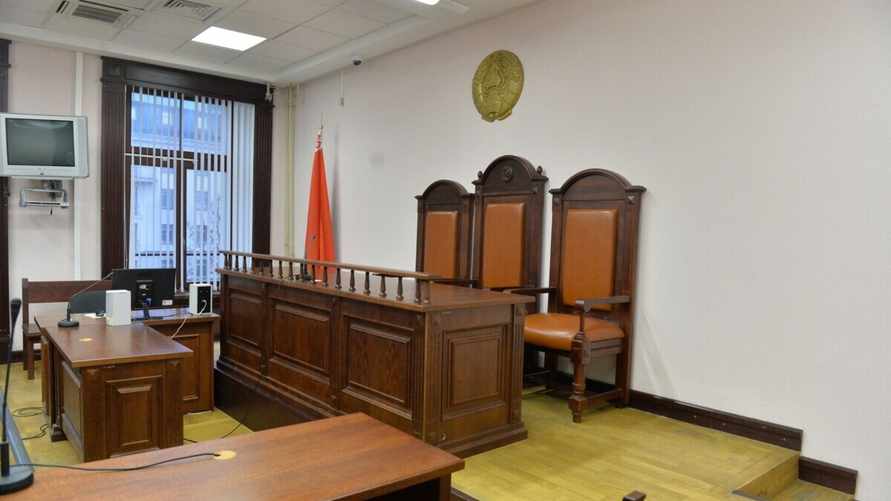 Верховный суд допустил пересмотр десятков тысяч приговоров белорусам. Что случилось?