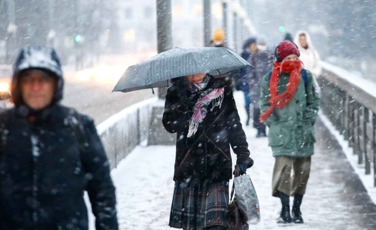 До -15°С. Синоптики пообещали белорусам ливни, морозы и гололедицу. Когда?