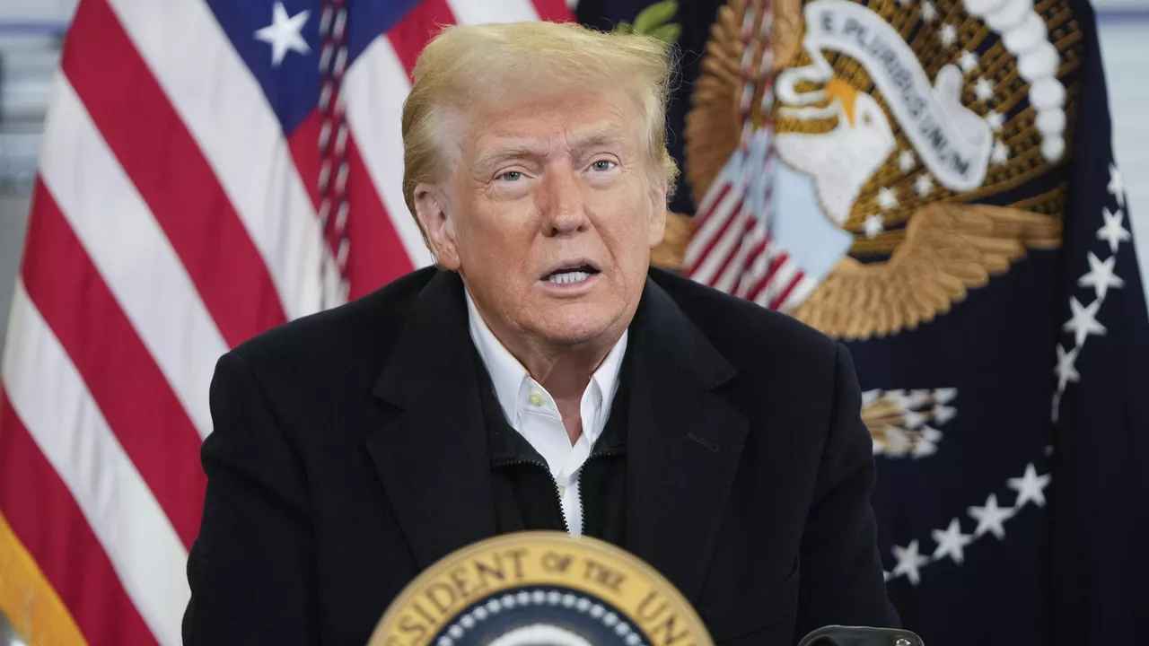 США решили на месяц приостановить пошлины на товары из Мексики