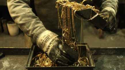 Минфин на 4% поднял цены на скупку драгметаллов. Сколько дадут за грамм золота и серебра?