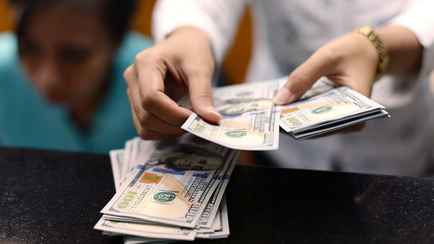 Доллар и евро подорожали в Беларуси. На сколько и какой курс «американца» ждать дальше?