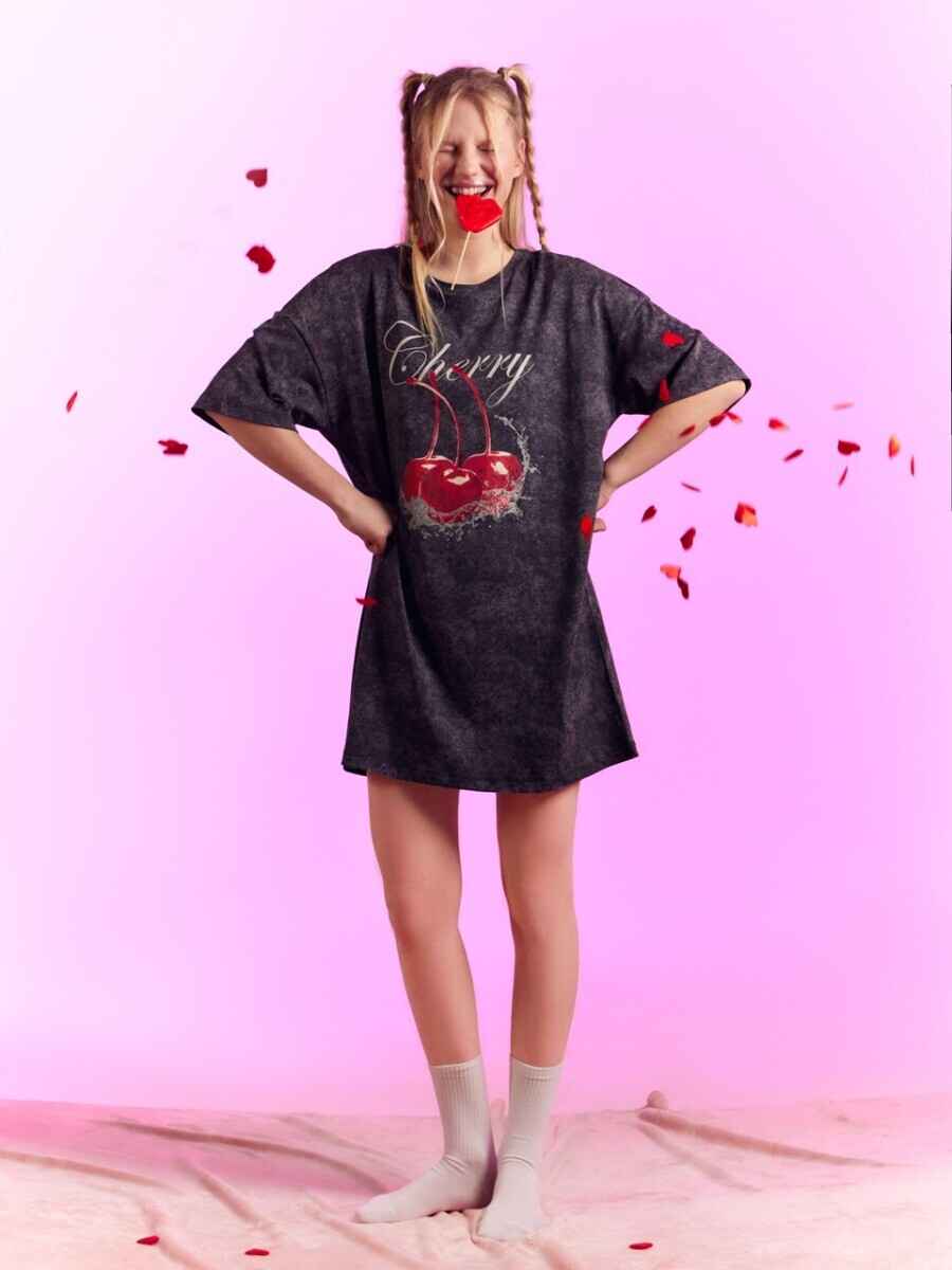 Mark Formelle предупредил белорусов, что будет значить покупка свитшота в его магазинах 14 февраля. А кому не удивляться попыткам флирта?