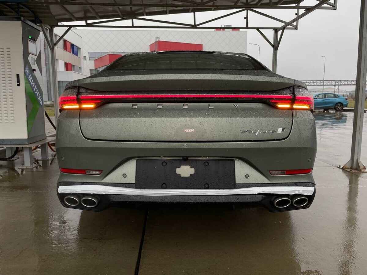 «БЕЛДЖИ» анонсировала новый седан Geely Preface. Что о нём известно?