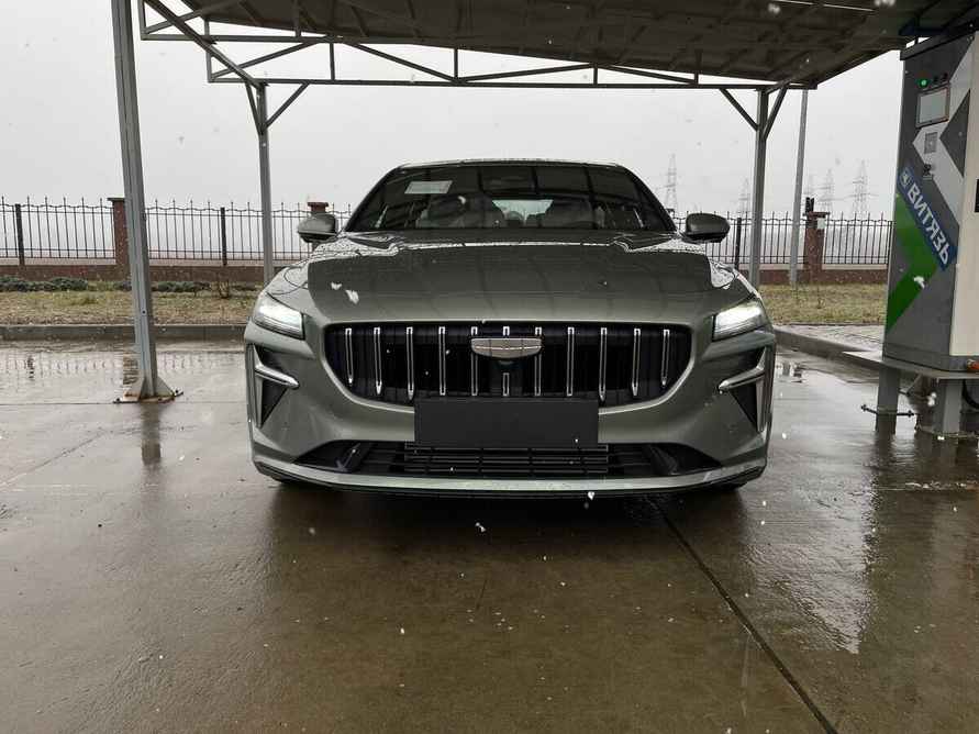 «БЕЛДЖИ» анонсировала новый седан Geely Preface. Что о нём известно?