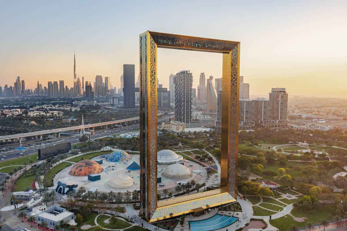 Дубай принял 18,72 млн туристов в 2024 году. Чем пообещал удивить всех в будущем?
