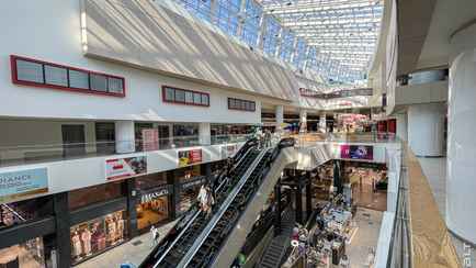 В Минске выставили на продажу крупный торговый центр. Что случилось?