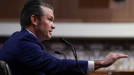 «Иллюзорная цель» — Министр обороны США исключил возможность членства Украины в НАТО. Что ответили в Киеве?