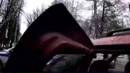 В Полоцке ГАИ вскрыла припаркованное авто. А так можно было?