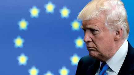 Трамп заявил, что ЕС создали, чтобы «надуть» США, и пообещал ввести 25%-ные пошлины на европейские товары