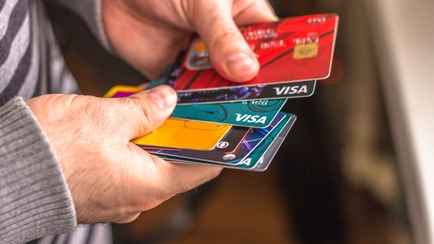 Один из белорусских банков ограничил использование своих карт в Интернете