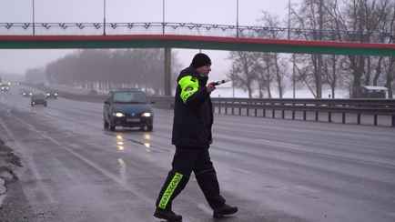 Экипажи «Стрелы» в двух областях и ночные «отработки» дорог. В ГАИ предупредили о рейдах в выходные по всей Беларуси
