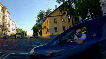На дороге встретили «учителя»? Адвокат рассказал белорусам, что ему грозит