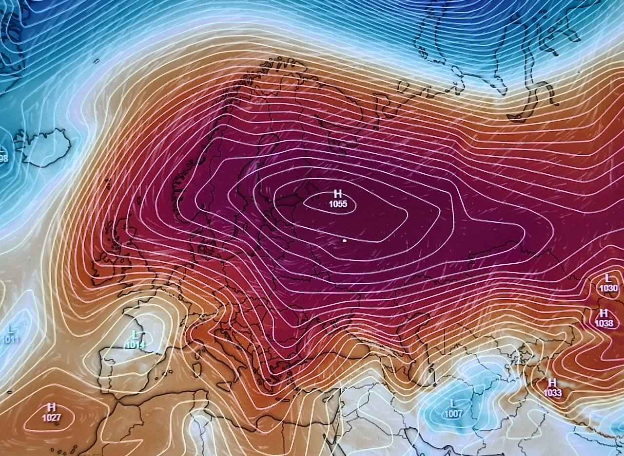 Синоптики пообещали белорусам неделю без снегопадов и «много солнца» от «бескрайней Эльвиры». Где ждать морозы до -14°С?