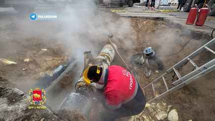 В Гродно из-за прорыва трубопровода отключили отопление в 21 доме и детсаду. Когда пообещали дать?