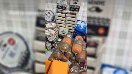 «Только от Нового года отошли» — Случчанка показала, что местный маслосырзавод подарил работникам на 23 Февраля и 8 Марта