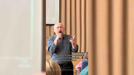 «Супербалдёжный период» — Композитор Ханок объяснил, почему начал выступать с современными хитами перед белорусскими школьниками