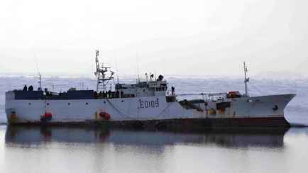 Российские военные корабли покинули базу в сирийском Тартусе