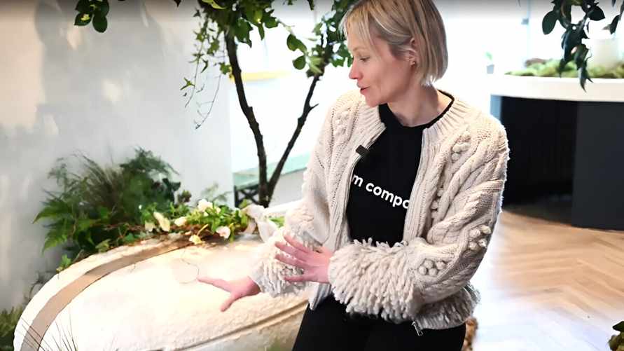 "Разлагается за 45 дней" — В Лондоне начали продавать "живые гробы" из грибов