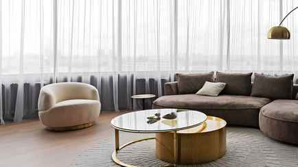 В Минске выставили на продажу 3-уровневую квартиру с выходом на крышу и потолками 3,5 метра. Сколько просят?