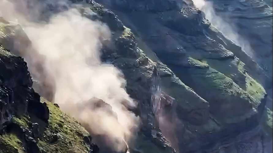 "О, нет! Такой прекрасный остров..." — На Санторини в Греции произошло более 200 землетрясений за 48 часов